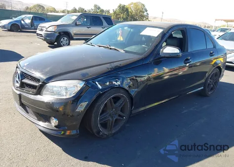 2009 Mercedes-Benz C 300 Luxury/Sport z USA, uszkodzony, nr VIN WDDGF54X99R083010